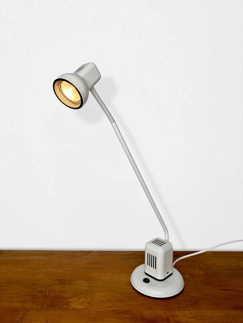 Vrieland desk lamp