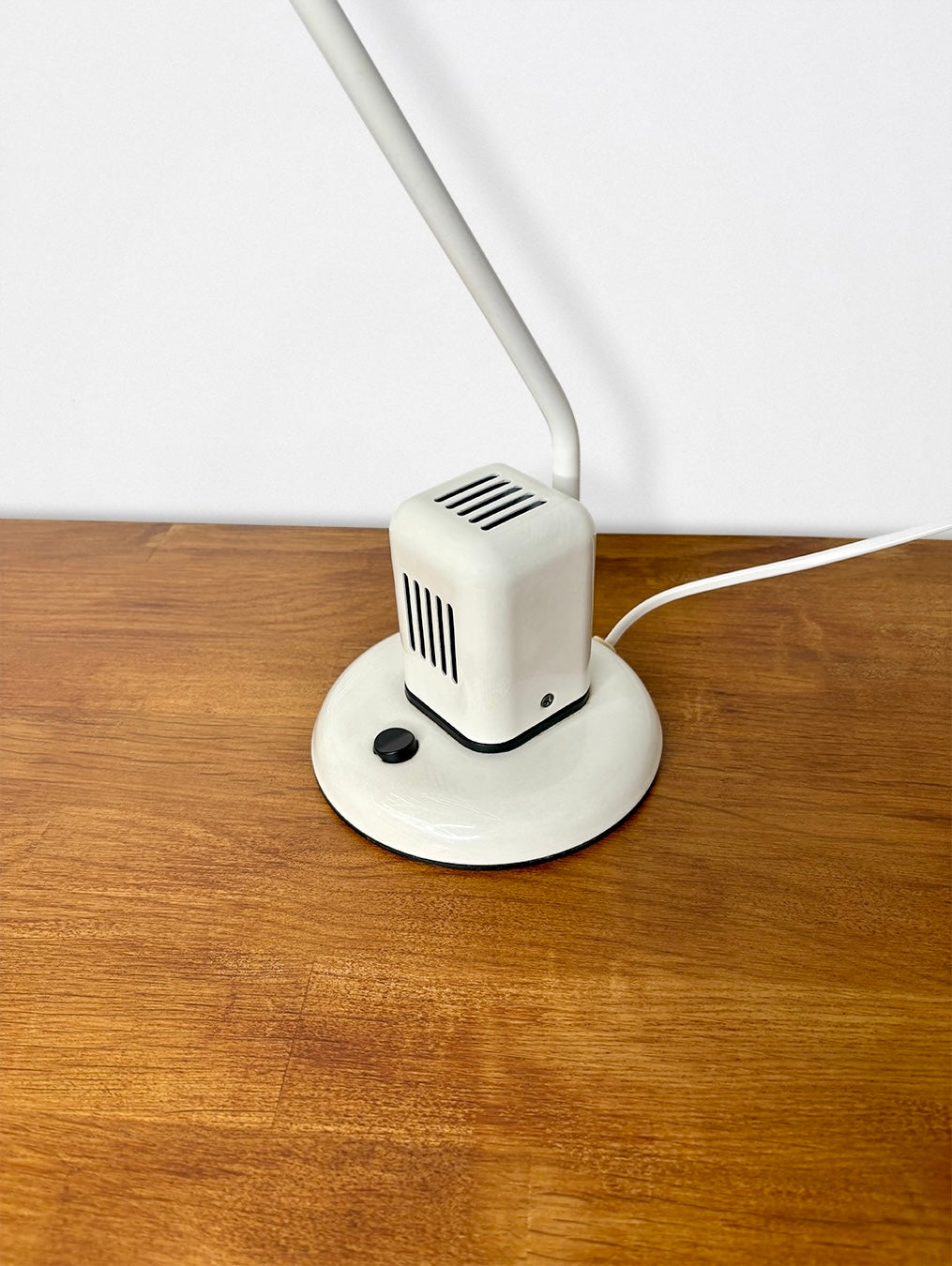 Vrieland desk lamp