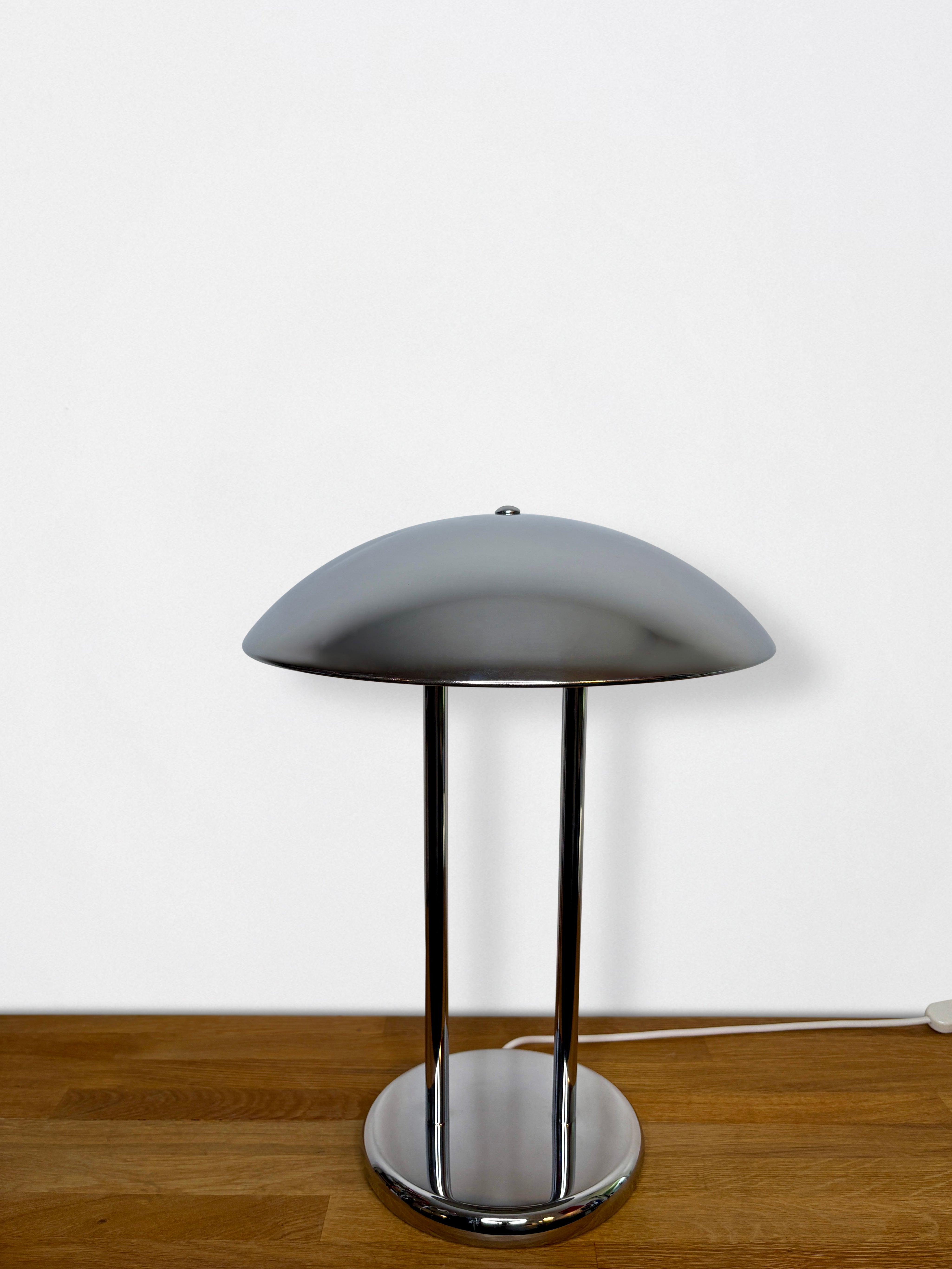 Lampe champignon IKEA