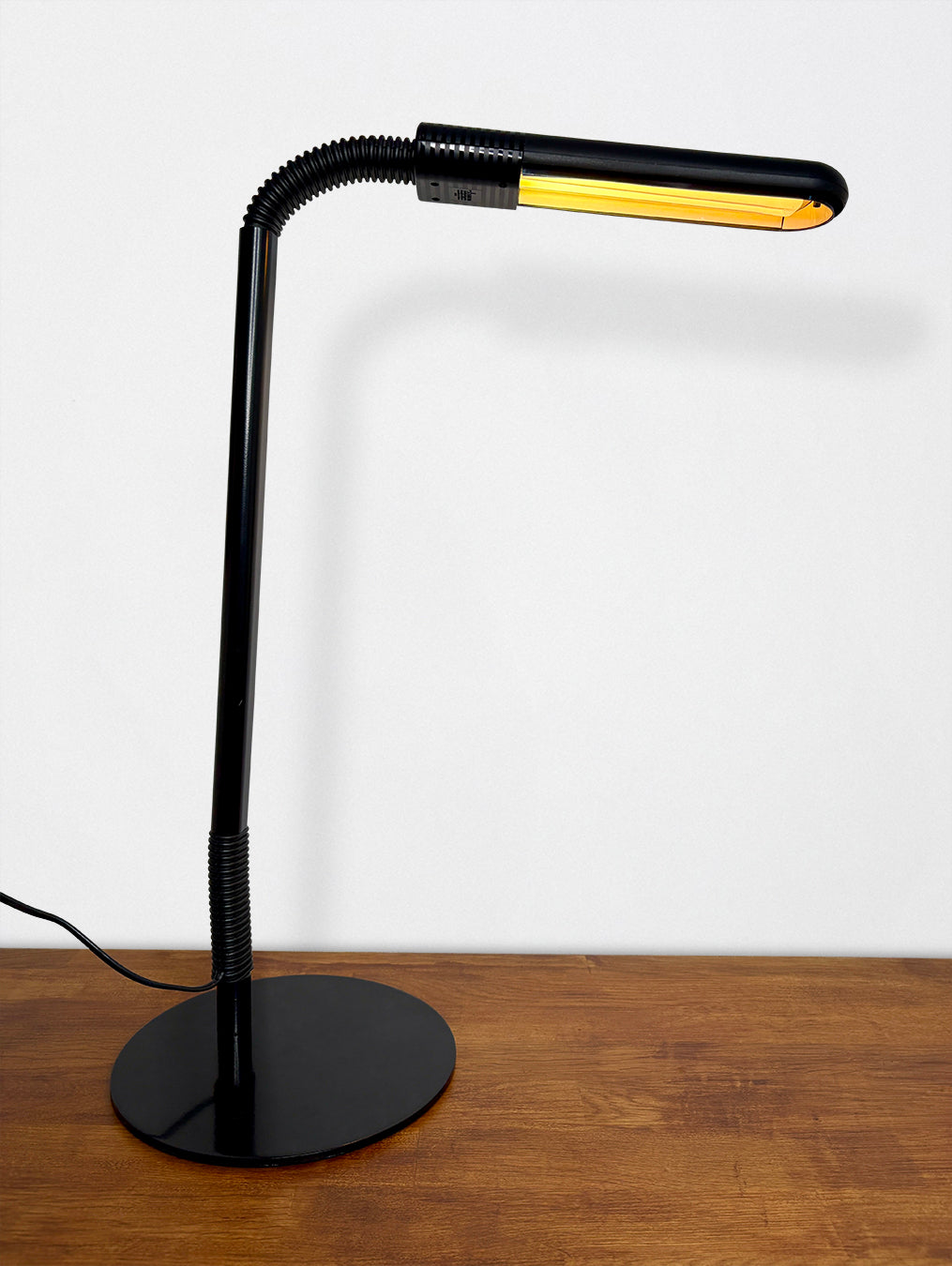 Manade Lamp