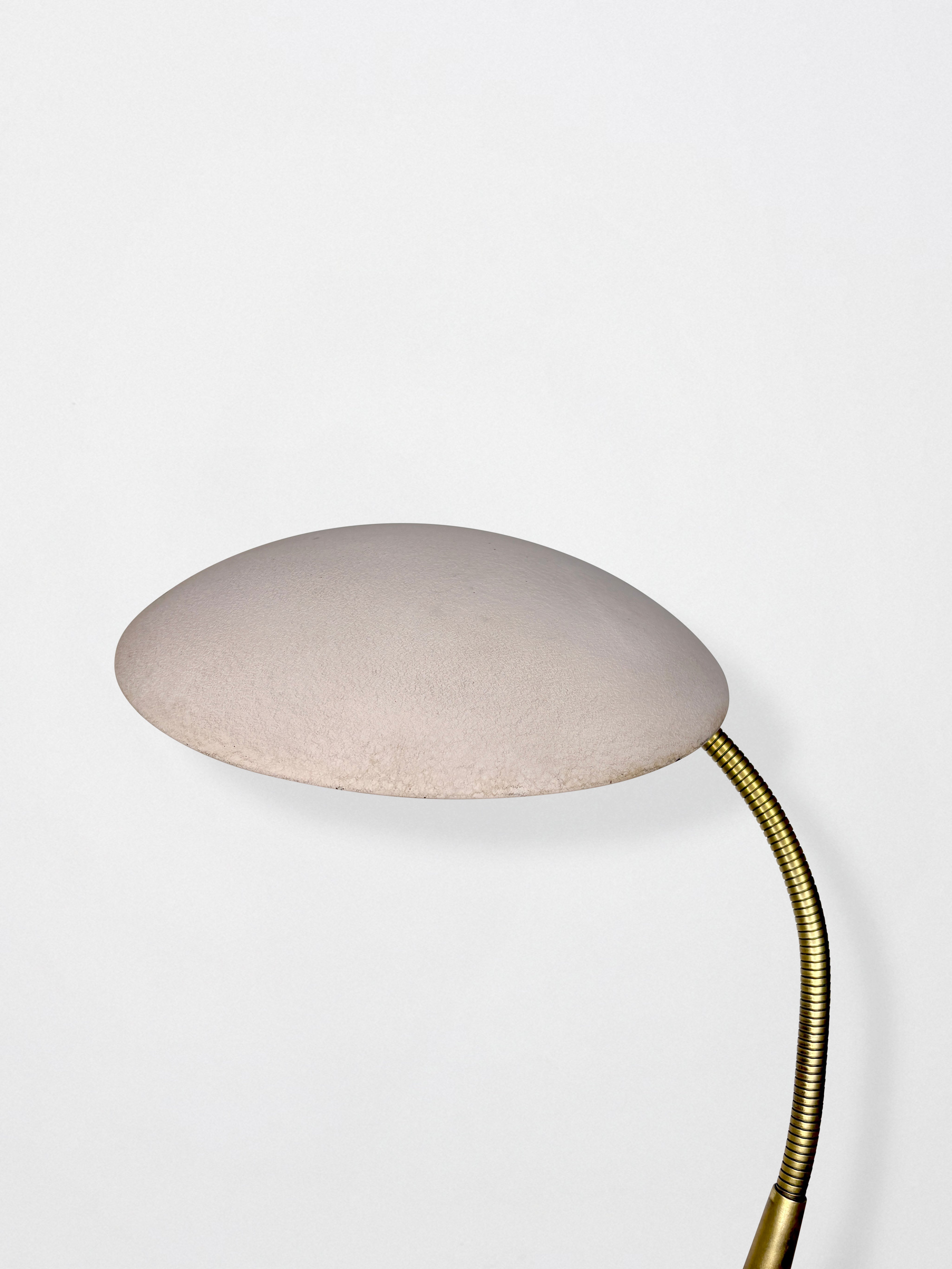 Mushroom pink lamp